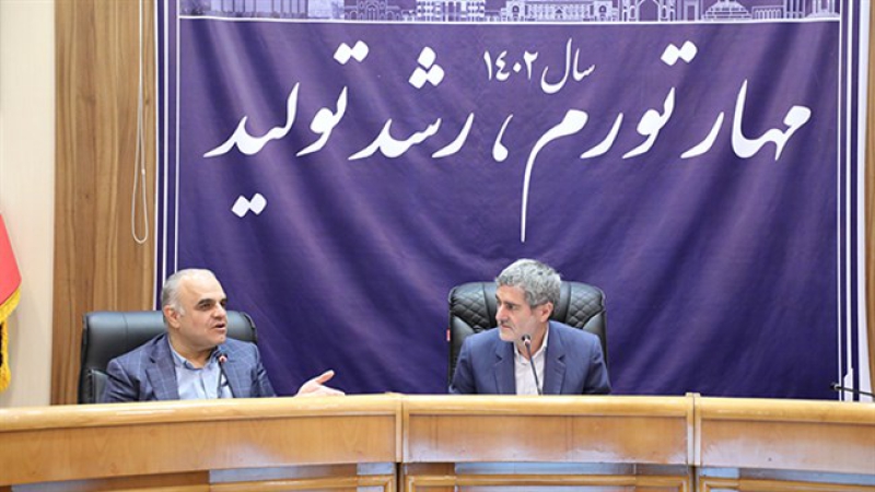 رئیس اتاق شیراز در نشست شورای گفت‌وگوی فارس؛ روش‌های محدود رفع تعهدات ارزی، خود تحریمی است