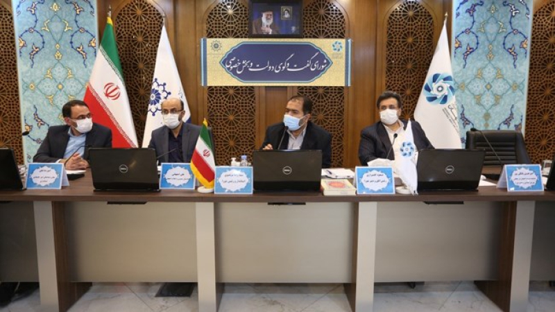 مسعود گلشیرازی در نشست شورای گفت‌وگوی استان اصفهان؛ بانک‌ها باید محل شرکت‌های تولیدی را به‌عنوان وثیقه بپذیرند