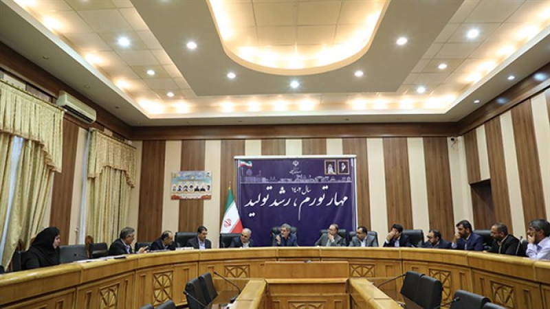 رئیس اتاق شیراز در نشست شورای گفت‌وگوی استان فارس؛ سرمایه‌گذاری در حوزه صنعت کشور پایین است